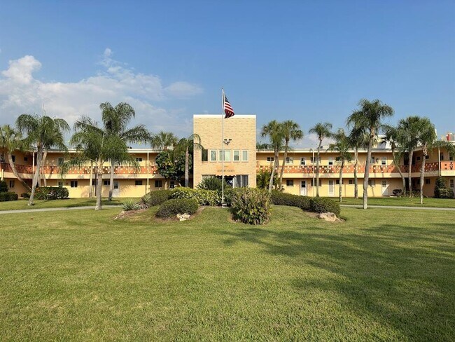 Foto del edificio - 2900 45th St S