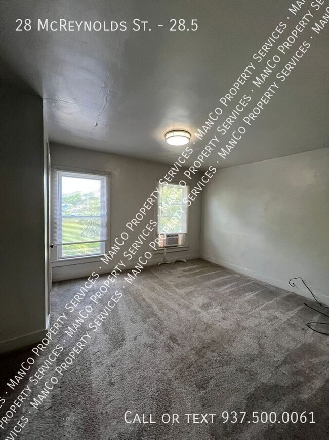 Building Photo - 28 Mcreynolds St