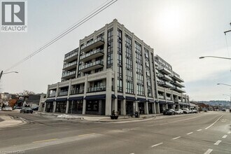 Building Photo - 101 Locke St S