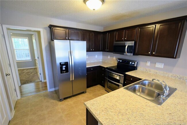 Foto del edificio - 5614 Prestonfield Ln
