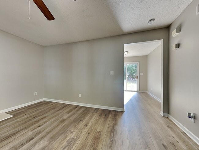 Foto del edificio - 3428 Ann Franklin Ct