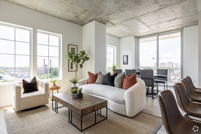 2HAB, 2BA - 1,204 ft² - The Indie