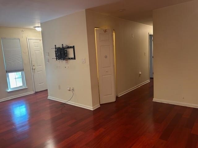 Foto del edificio - 24 BUTTONWOOD St