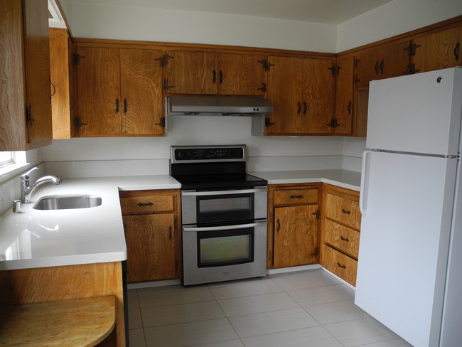 Kitchen - 347 Haddon Rd