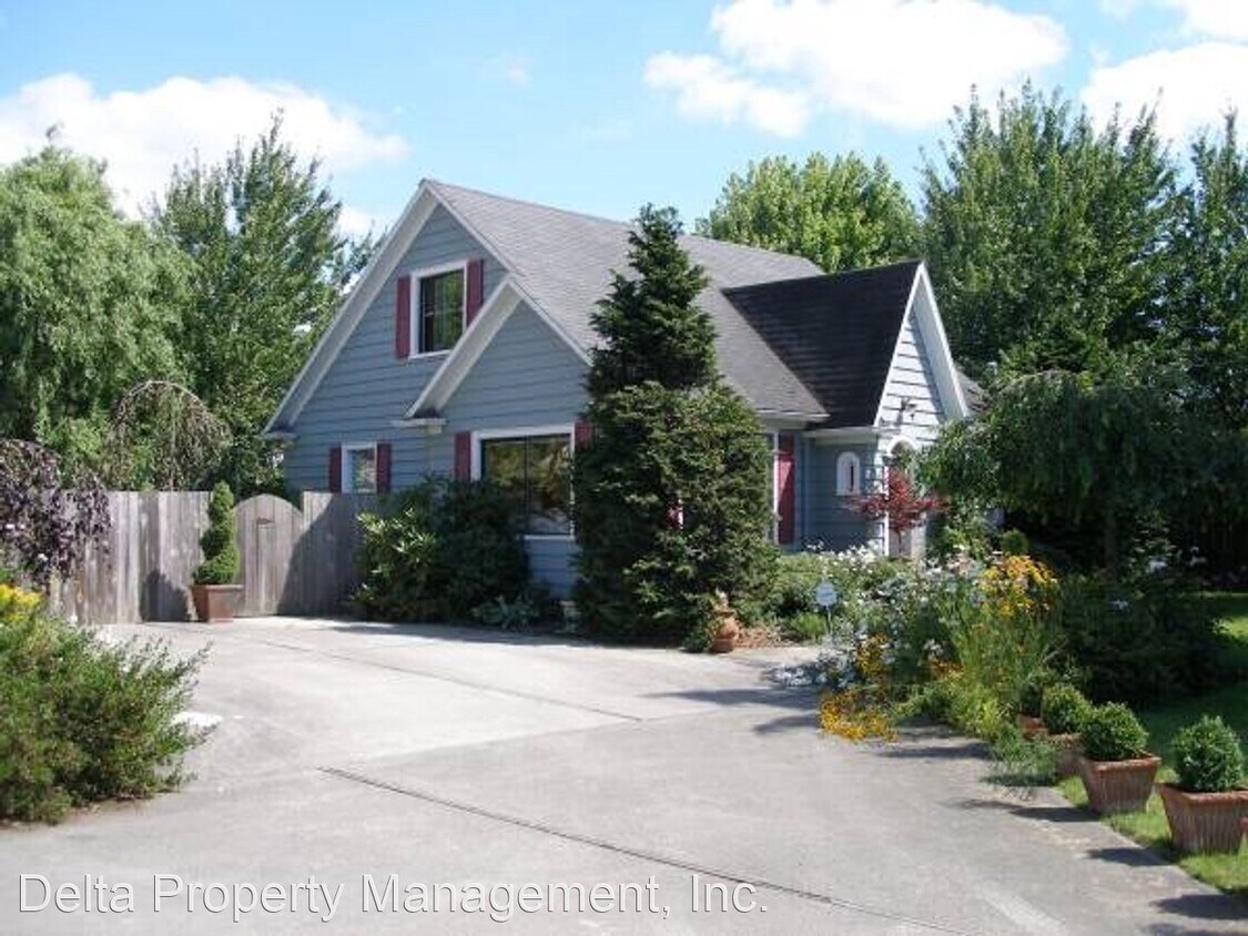 Primary Photo - 2 br, 1 bath House - 7207 67th Ave NE