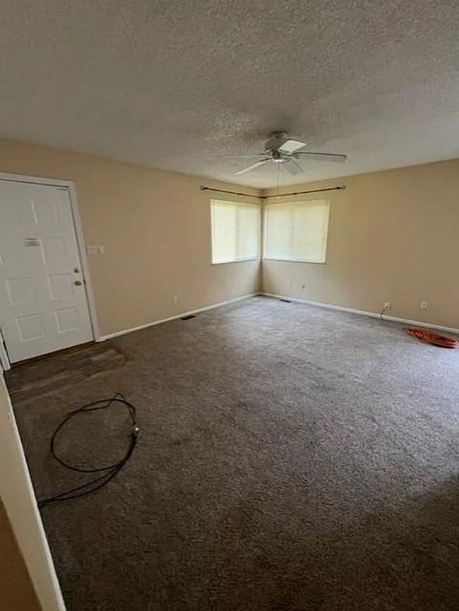 Building Photo - 2 Bedroom South Boulder Condo Available fo...