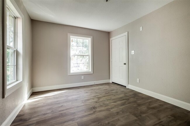 Building Photo - 7135 Avenue C