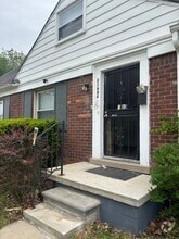 Building Photo - 21604 Moross Rd