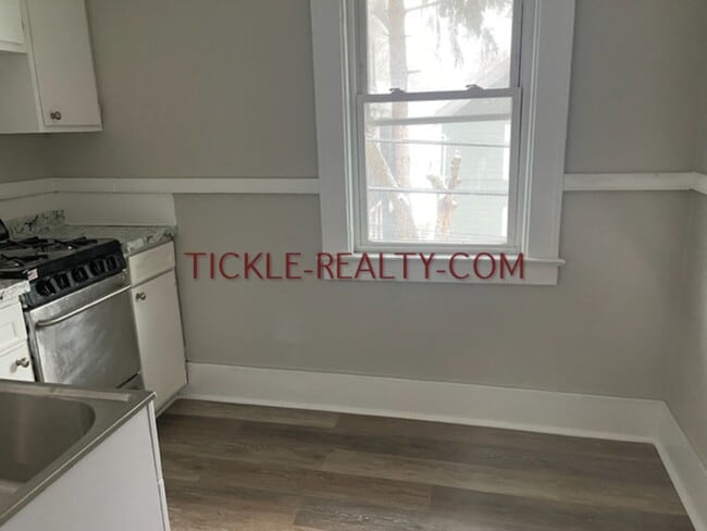 Building Photo - 450 Meigs-VR