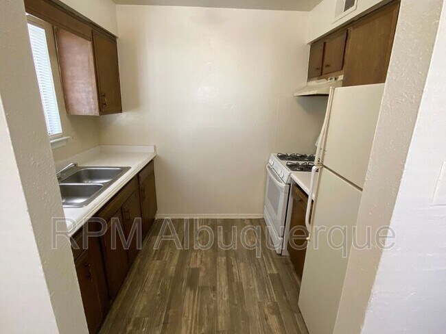 Foto del edificio - 313 Columbia Dr SE