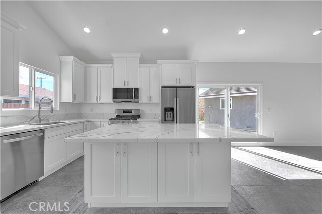 Foto del edificio - 16386 Mark Ln