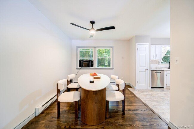 Foto del edificio - 132 Proctor Rd