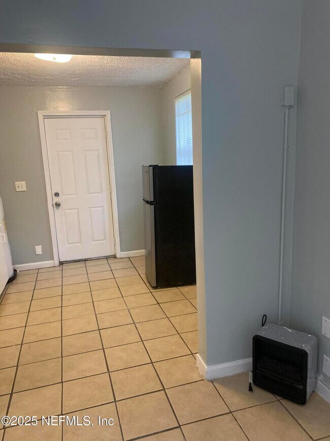 Foto del edificio - 5754 Moncrief Rd