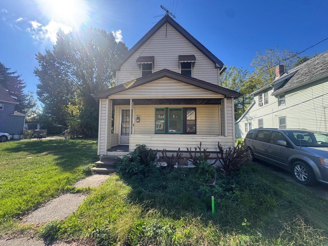 Foto principal - Charming 3-Bedroom Property in Prime Location