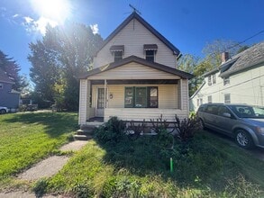 Building Photo - 15926 Whitcomb Rd