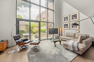 Building Photo - 71 Greene Ave