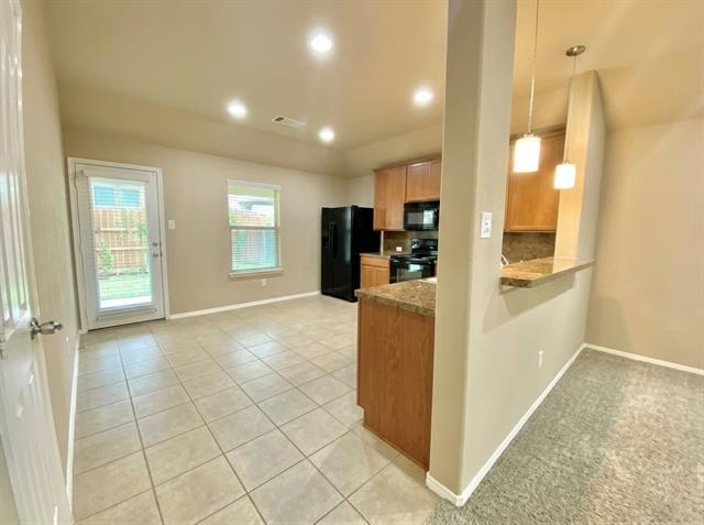 Foto del edificio - 421 Goldstone Ln