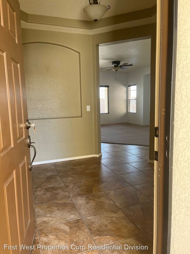 Foto del edificio - 4 br, 2 bath House - 1307 Paso Robles