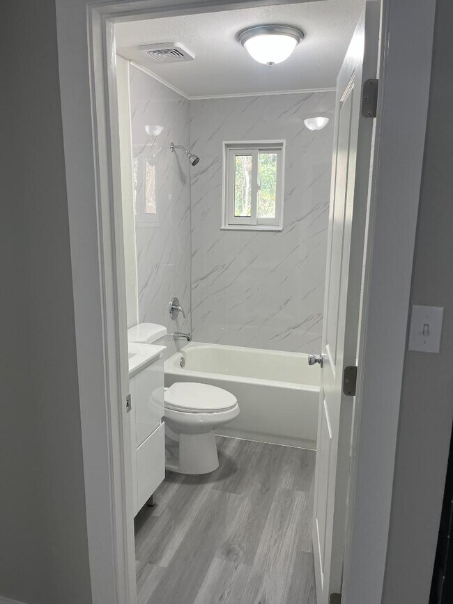 Foto del edificio - 926 NW 17th Ave