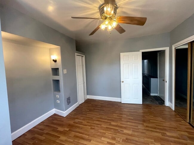 Building Photo - Welcome to 1430 N Hirst St!