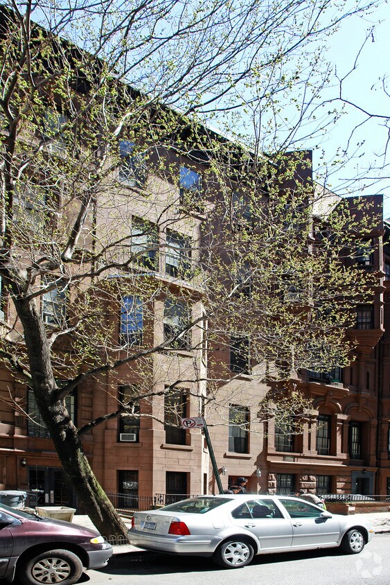 Building Photo - 17 W 82nd St