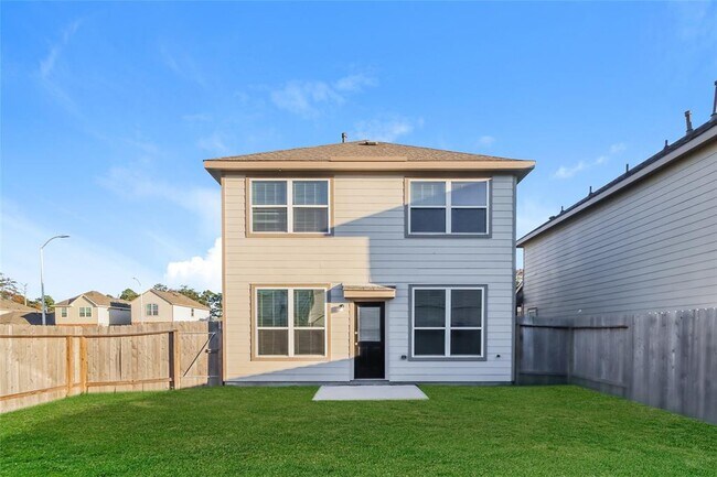 Building Photo - 17447 Linthorne St