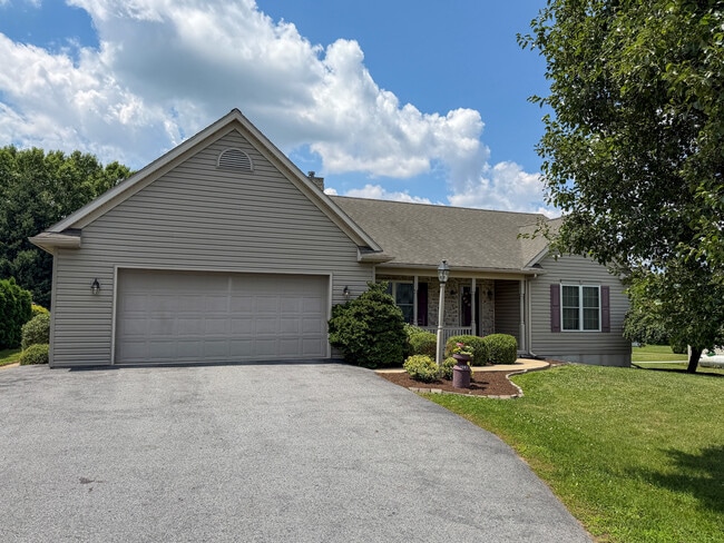 Building Photo - 1387 Sheep Hill Rd