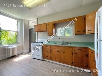 Building Photo - 3045 Bergman St