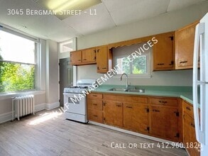Building Photo - 3045 Bergman St