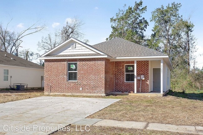 Building Photo - 4 br, 2 bath House - 11671 Candace St