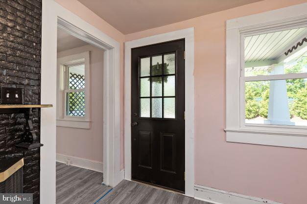 Building Photo - 1204 Railroad Ave