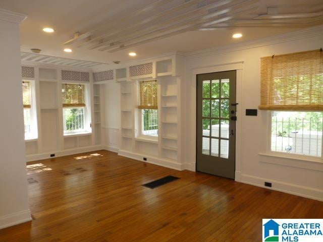 Building Photo - 3849 Clairmont Ave