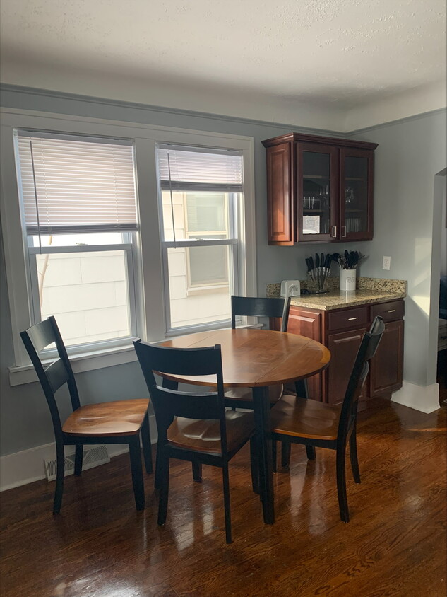Foto principal - 428 E Hayes Ave