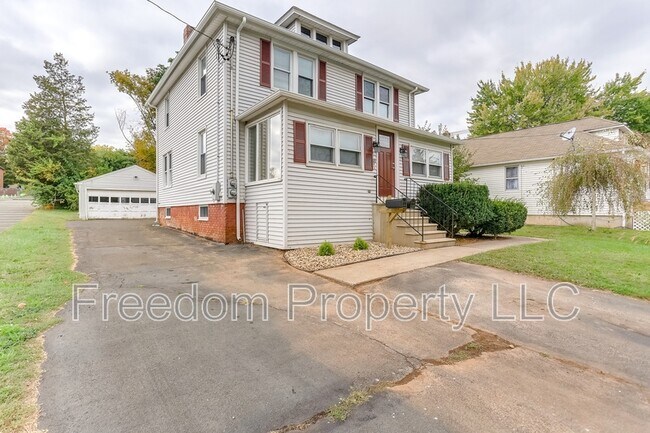 Photo - 18 Peck St Apartment