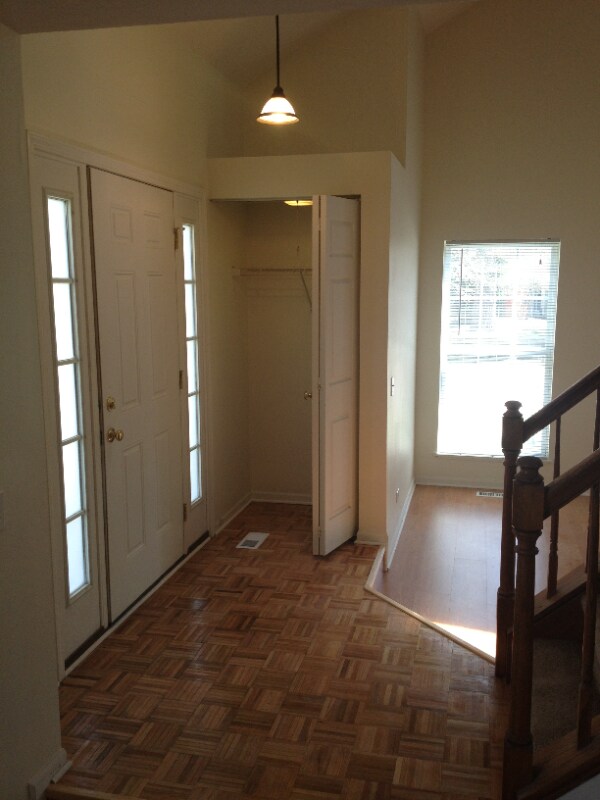 Building Photo - 1150 Coldspring Rd