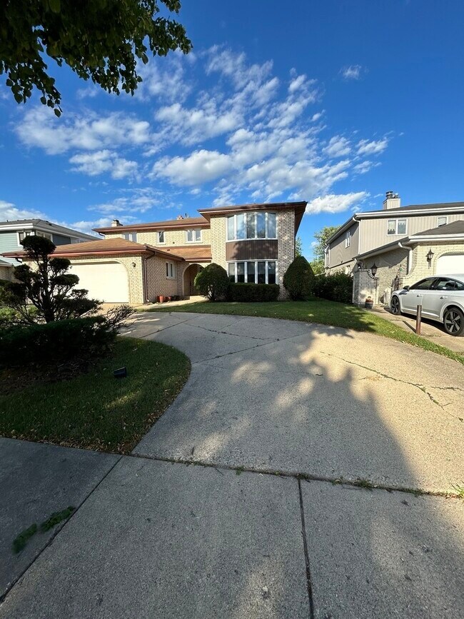Building Photo - 205 N Catino Ct