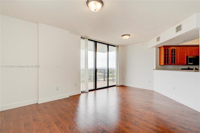 Foto del edificio - 2301 SW 27th Ave