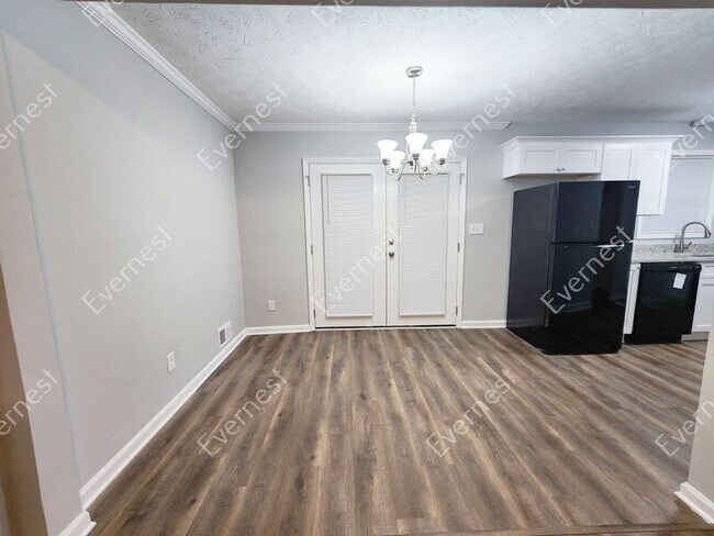 Foto del edificio - 1307 Country Ln Way NE