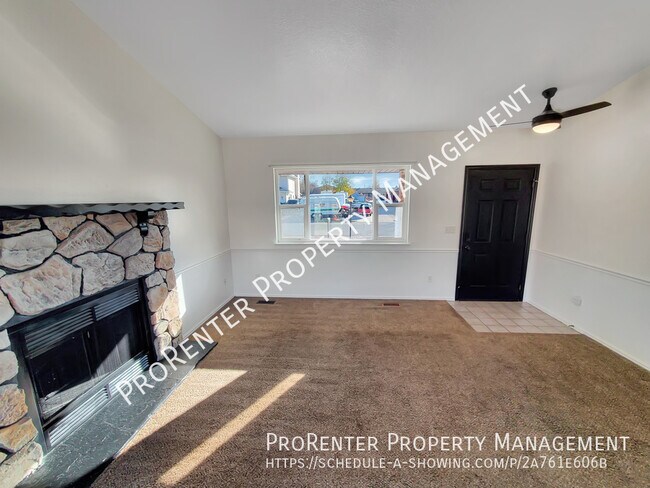 Foto del edificio - Solar Panels! 4 Bed, 2.5 Bath Roy Home