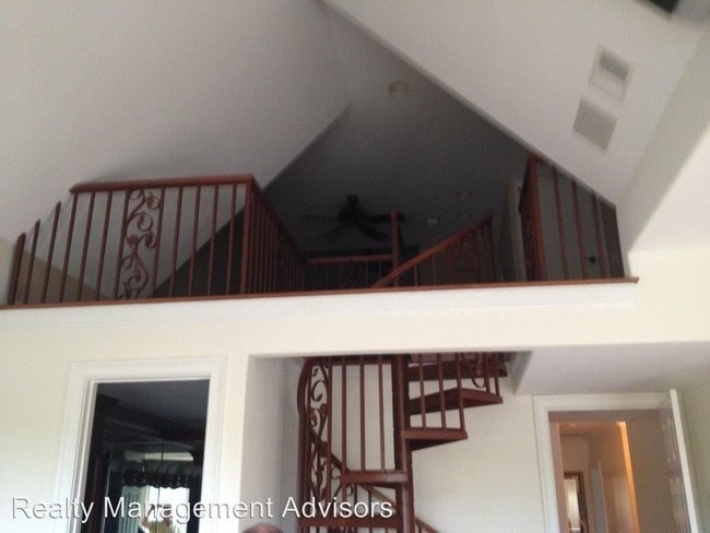 Building Photo - 4 br, 3.5 bath House - 66 Crosstree Drive
