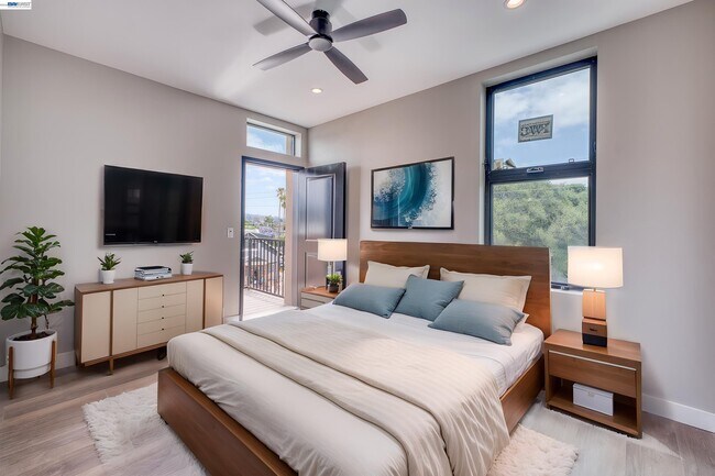 Foto del edificio - 4202 Telegraph Ave