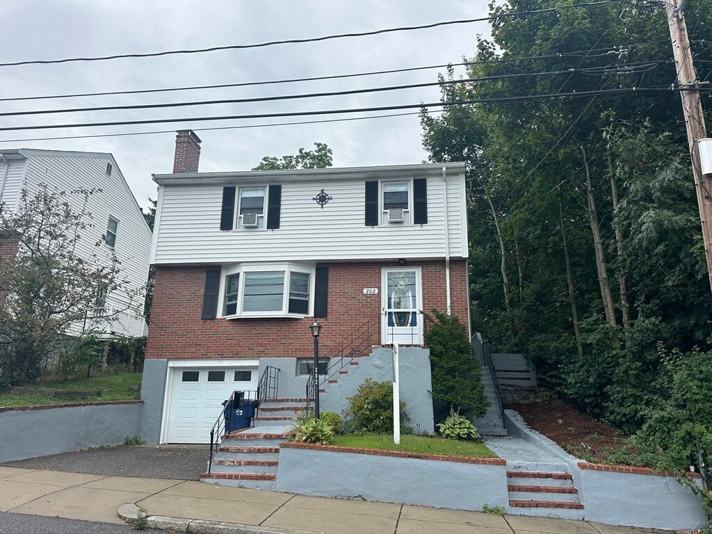 Foto principal - 202 Glenellen Rd