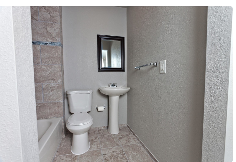 Building Photo - 838 S Terrace Dr