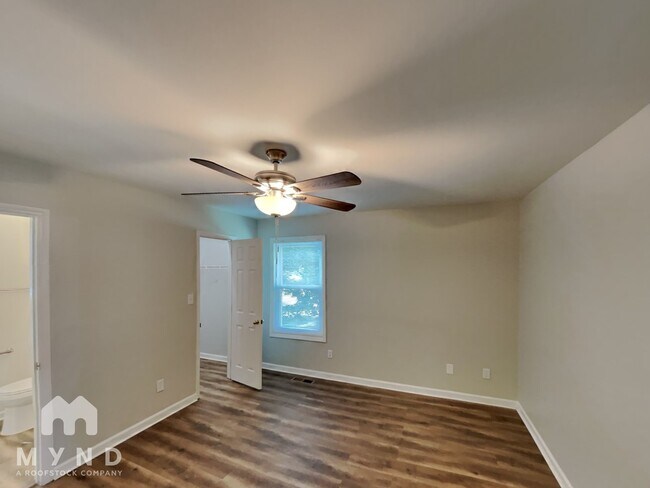 Foto del edificio - 5406 S New Hope Rd