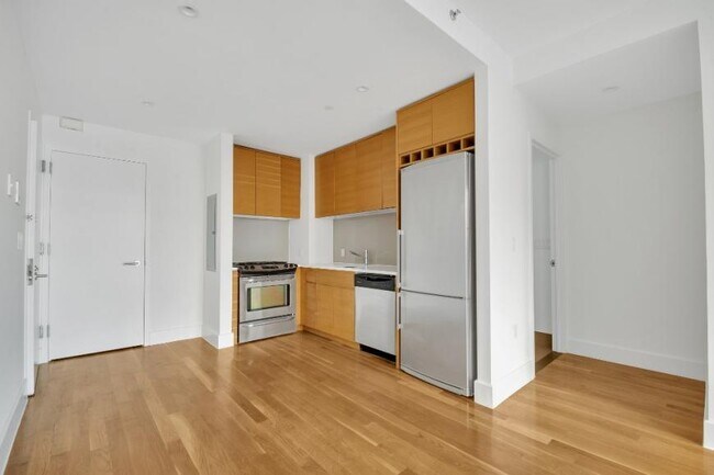 Foto del edificio - 1 bedroom in Brooklyn NY 11217