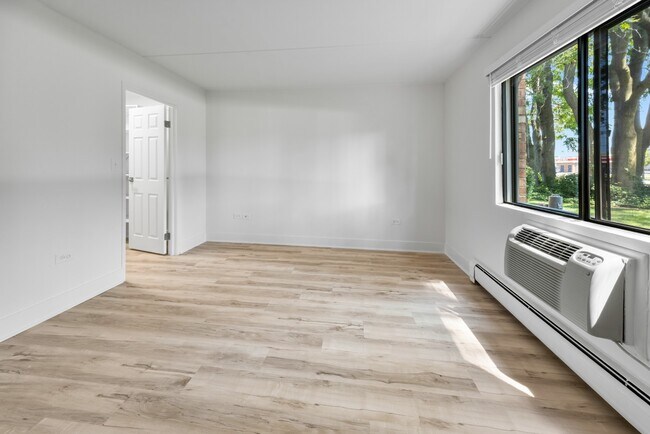 Foto del edificio - Modern 1 Bedroom Apartments | Recently Renovated | Pet Friendly | Prime Location