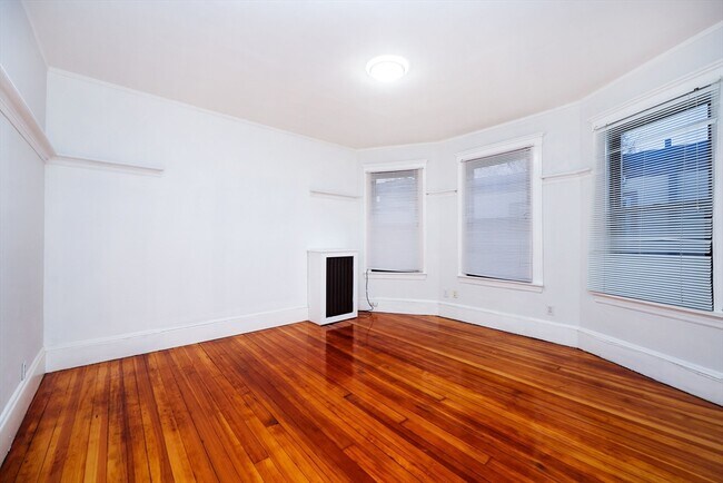 Foto del edificio - 121 Browne St