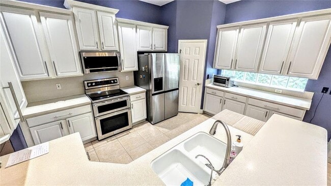 Building Photo - 705 Fordingbridge Way