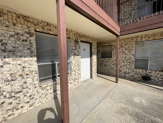 Foto del edificio - 3107 Atkinson Ave