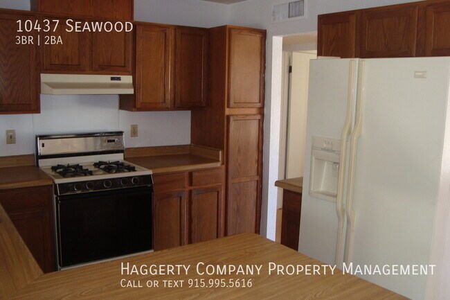 Foto del edificio - 10437 Seawood Dr